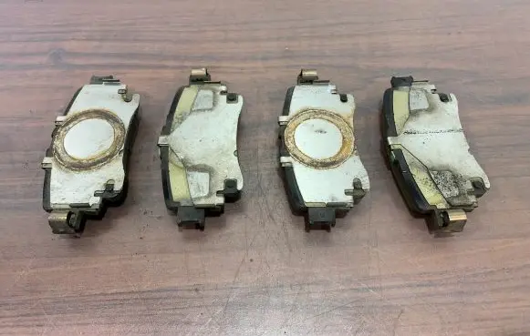 Toyota RAV 4 (XA50) Brake pads (rear) 