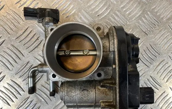 Subaru Forester SG Throttle valve RME60 RME60301A