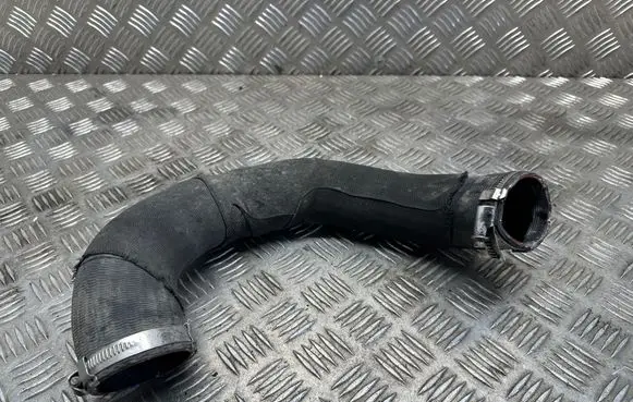 Porsche Macan (95B) Intercooler hose/pipe 8r0145979a