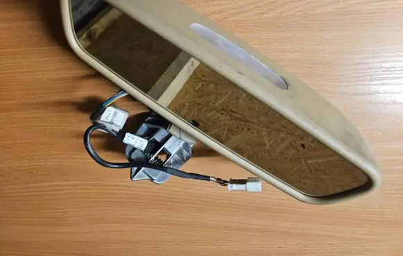 Mercedes-Benz C W204 Rear view mirror (interior) E11025902