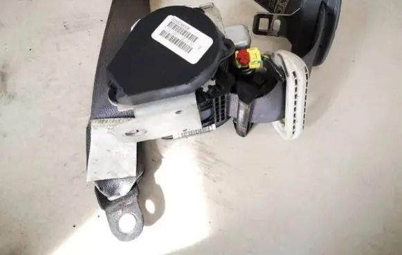 Dodge Caliber Front seatbelt 605924800b 6035798d5c