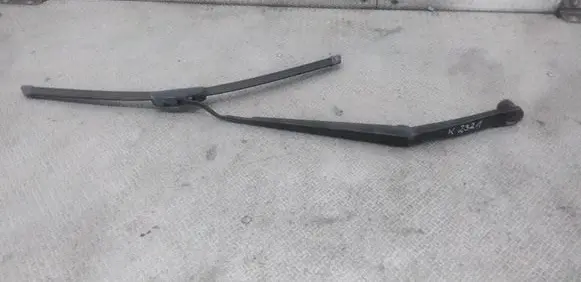 Chrysler Pacifica Windshield/front glass wiper blade 