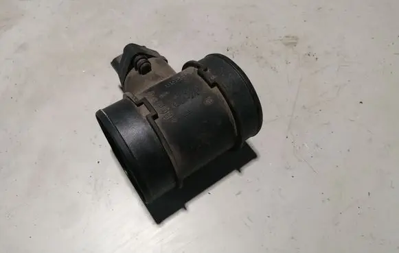 KIA Carens I Mass air flow meter 2816427000 0281002447