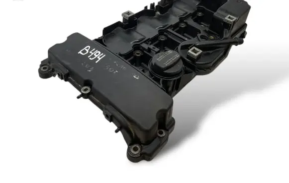 Mercedes-Benz C W203 Rocker cam cover A2710101030