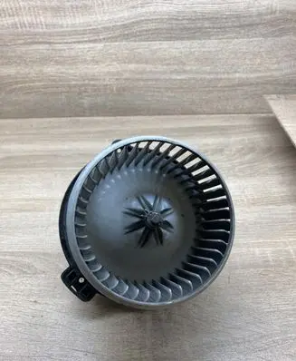 Dodge Caravan Heater fan/blower 4H27