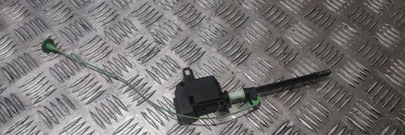 Volvo XC60 Fuel tank cap lock 86113136
