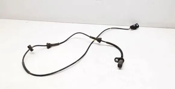 Volvo XC90 ABS brake wheel speed sensor 30773739