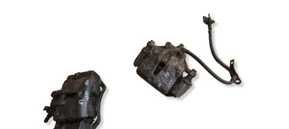 Hyundai i30 Front brake caliper 