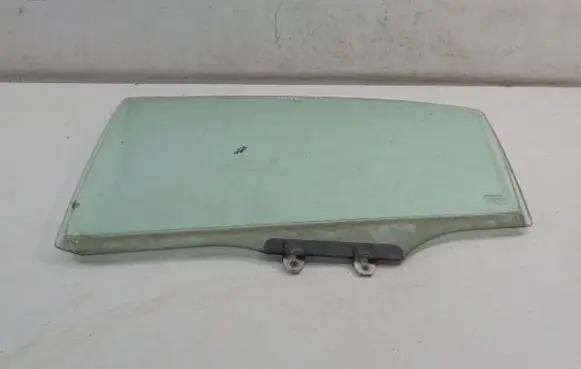 Honda Civic Rear door window glass 43R-009007