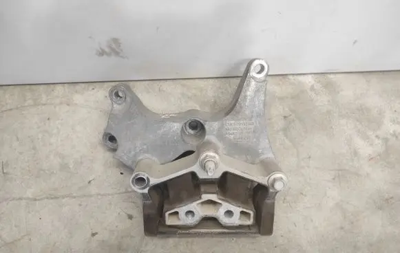 Ford Explorer VI Gearbox mount L1M37B152AB