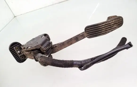 Volvo S60 Accelerator throttle pedal 9496822