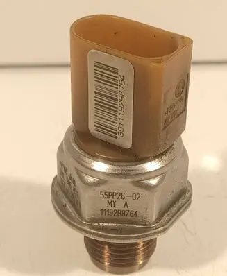 Volkswagen Touran I Fuel pressure sensor 03L906051 55PP2602 1119298764