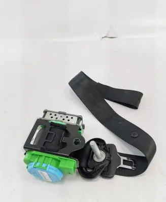 Mercedes-Benz CLC CL203 Front seatbelt A2038601586