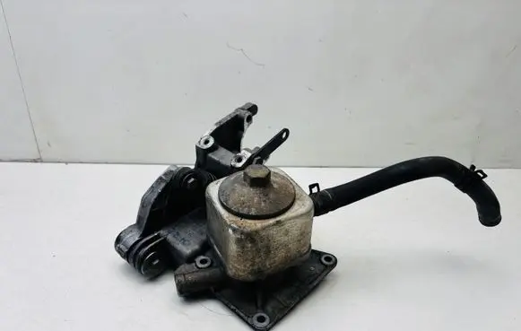 Audi A6 S6 C5 4B Power steering pump mounting bracket 059145169