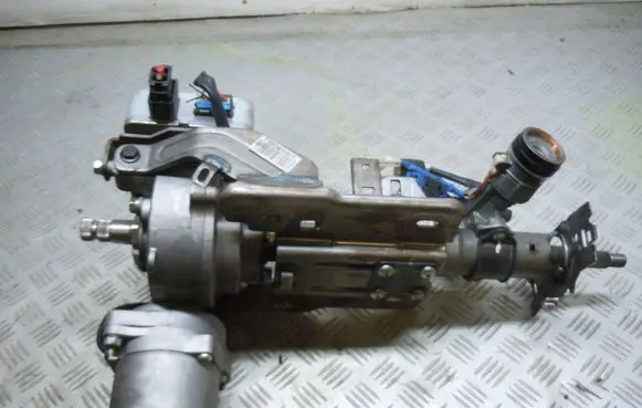 Steering wheel axle set