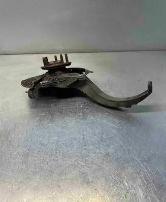 Jaguar S-Type Front wheel hub spindle knuckle 2w933k186e