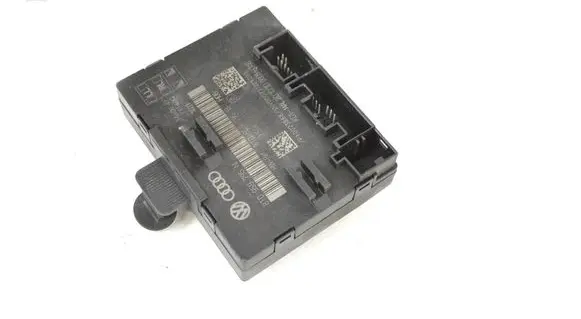 Mercedes-Benz E W212 Door control unit/module 8T0959795B 8T0959795N