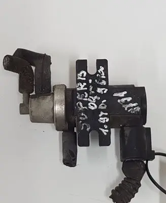 Skoda Superb B5 (3U) Turbo solenoid valve 1J0906627A 72290325 04T224