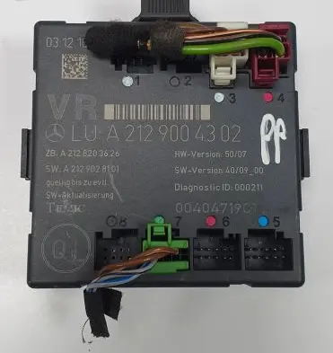 Mercedes-Benz E C207 W207 Door control unit/module A2129004302