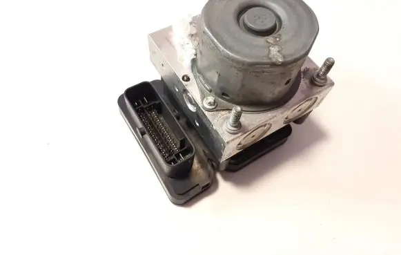 Mercedes-Benz A W176 ABS Pump A0084317512 0265956006 2265106513