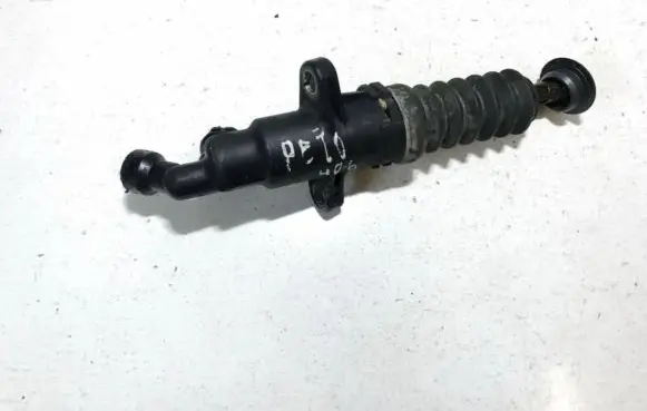 Peugeot 406 Clutch master cylinder