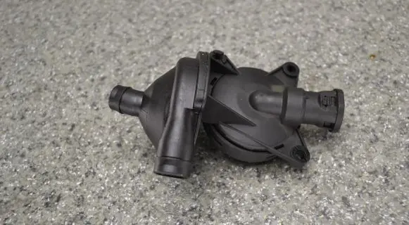 BMW 3 E46 Vacuum valve 987069455 V20-1115