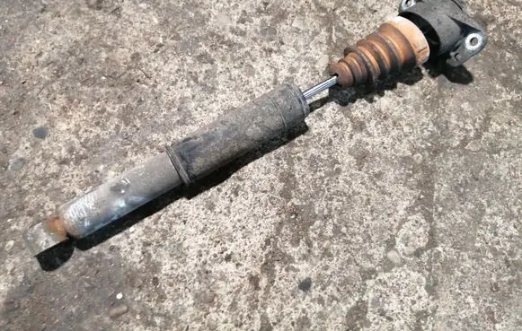 Volkswagen Touran I Rear shock absorber/damper