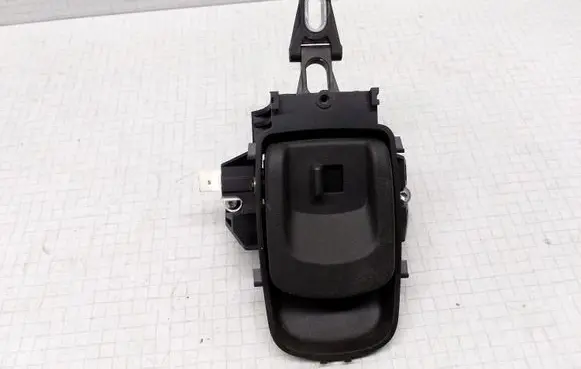 Mercedes-Benz E W211 Tailgate interior release/open handle 