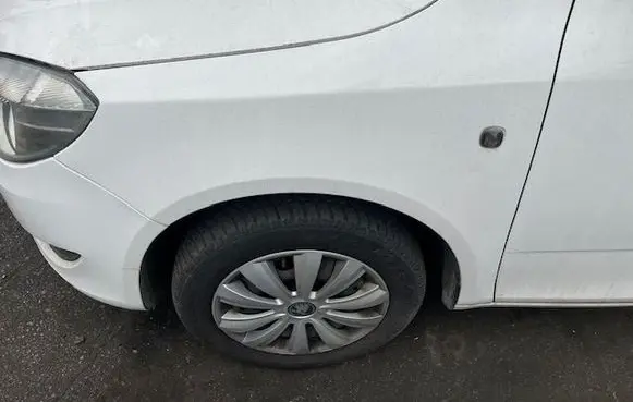 Skoda Fabia Mk2 (5J) Fender 