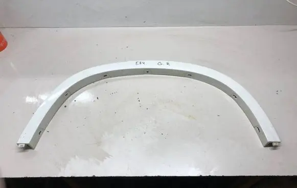 BMW X1 E84 Rear arch 
