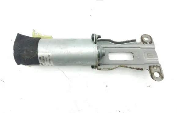 Mercedes-Benz S W221 Seat adjustment motor 0130002644