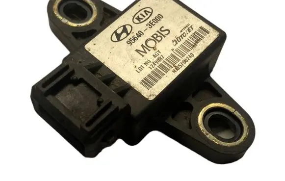 KIA Sorento ESP acceleration yaw rate sensor 956403E000 NA15708240 1249087