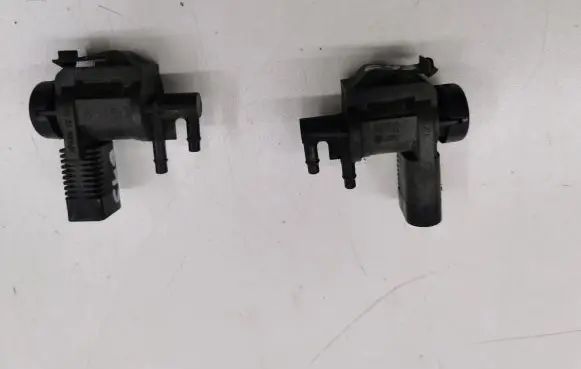 Porsche Cayenne (9PA) Vacuum valve 1J0906283B