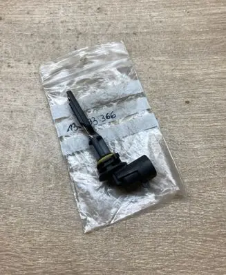 Opel Astra J Coolant level sensor 13393366 R12585