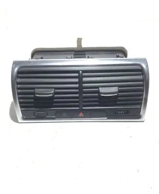 Audi Q7 4L Dash center air vent grill 4L0820951