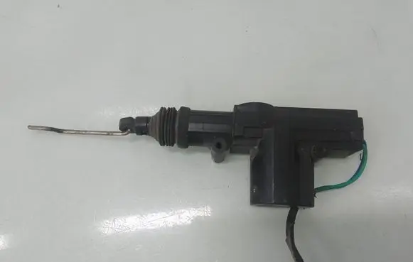 Volkswagen Transporter - Caravelle T4 Central locking motor 