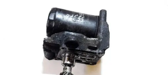 Ford Escort Oil pump 