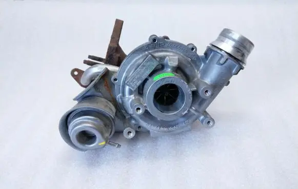 Dacia Sandero Turbo 8201164371 H8201164371