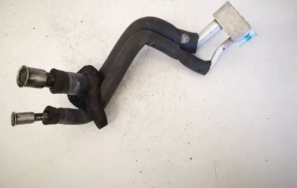 Toyota Avensis T250 Engine coolant pipe/hose 