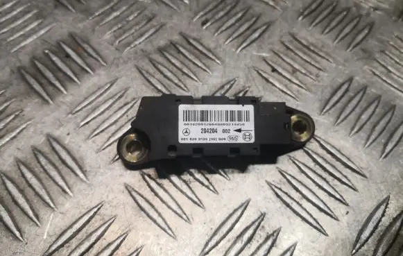 Mercedes-Benz CLC CL203 Airbag deployment crash/impact sensor 0018209128 A0018209128