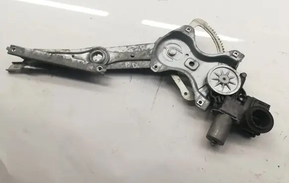 Toyota C-HR I Front door window regulator with motor 8571010110
