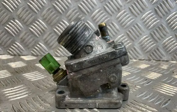 Volvo XC90 Thermostat/thermostat housing 30650469
