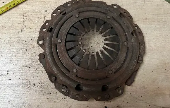 Opel Astra G Pressure plate 