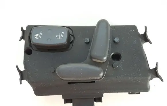 Chrysler Pacifica Seat control switch 0YD10TRMAD