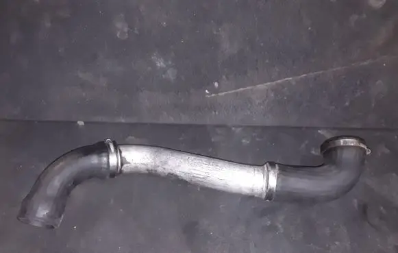 BMW 5 E39 Intercooler hose/pipe 11617799390 11612247902 1117799389