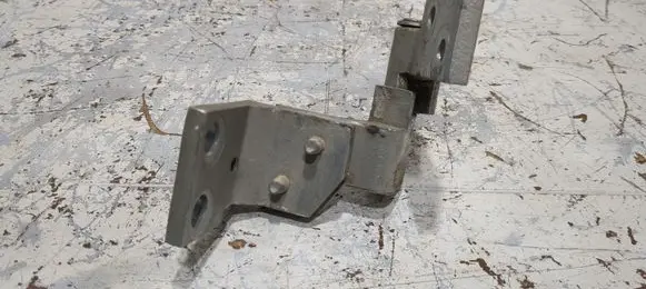 Peugeot Partner Loading door lower hinge 