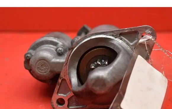 Opel Vectra C Starter motor 55556092