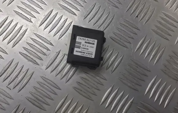 Nissan Primera Camera control unit module 28260AU120