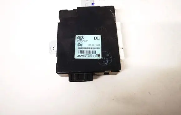 KIA Sorento Door control unit/module 954003e310 95400-3e310