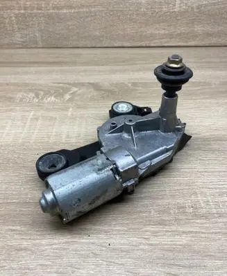 Mazda 3 I Rear window wiper motor 0390201588